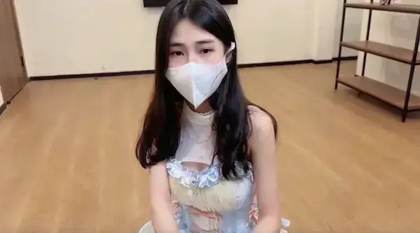 锅锅酱|极品洛丽塔女上位M腿榨汁,婀娜水滴型美乳,肉棒抽刺白虎蜜鲍,太上头了最佳女友型 - 无套内射视频