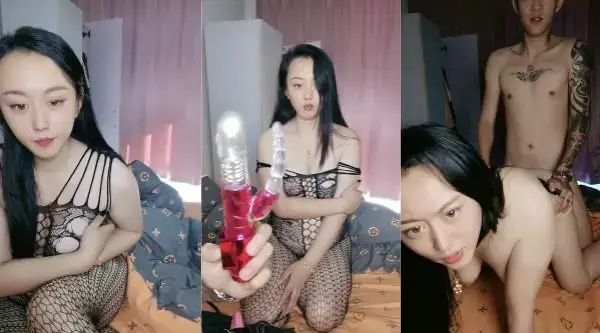 肤白貌美情趣黑丝御姐少妇，全程露脸跟小哥大秀啪啪直播，风骚大屁股骚奶子深喉大鸡巴，让小哥无套爆草射脸