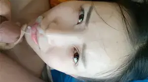 《云盘被盗秘泄密》喜欢吃J8的清纯大学生眼镜妹媛媛与男友啪啪自拍视图流出边吃JJ边与闺蜜电聊反差母狗就是这样炼成的
