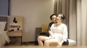女神级好身材小姐姐太会添吸肉棒了猛力深入这摩擦滋味爽的顶不住，软软高挑娇躯越操越爽啪啪啪啪激情四射